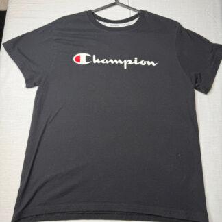 Pre-Loved  Champion T-Shirt size US Large